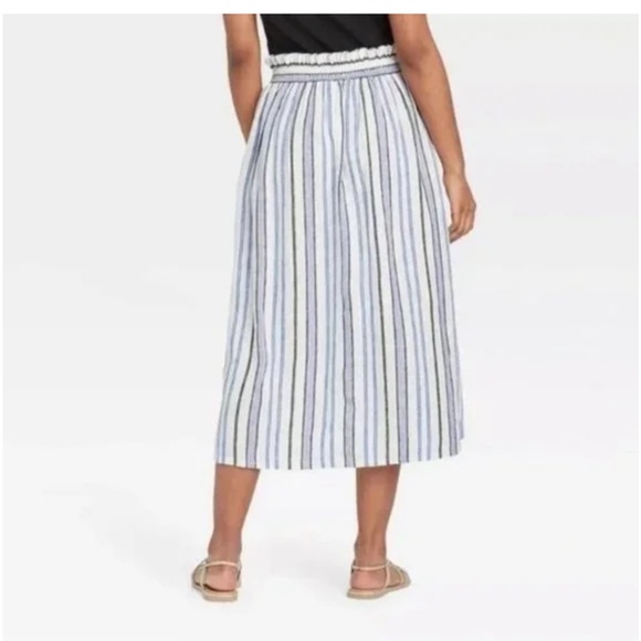 Linen and super soft Rayon blend striped blue black white midi skirt w/ pockets - Picture 9 of 9